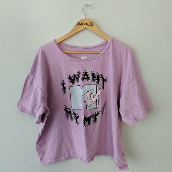 American Eagle Outfitters Tops - 🎈I Want My MTV Oversized Crop Top🎈